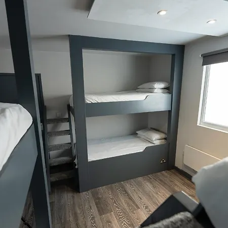 Vibe Holiday Apartments-2